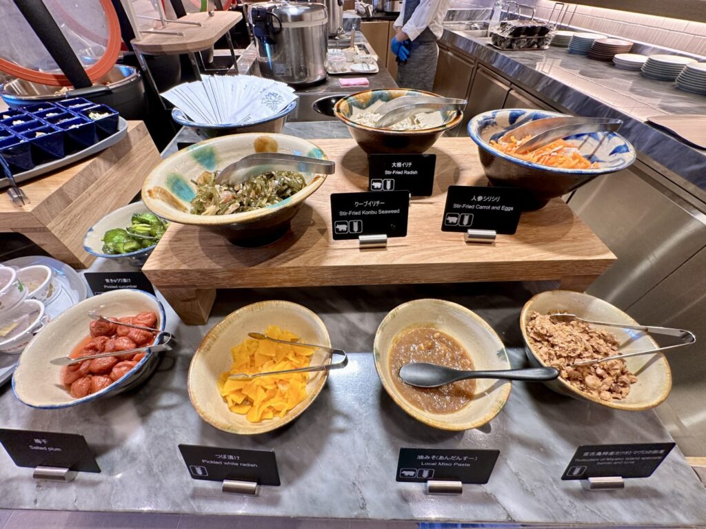 ヒルトン沖縄宮古島リゾート 朝食 沖縄のご飯のお供