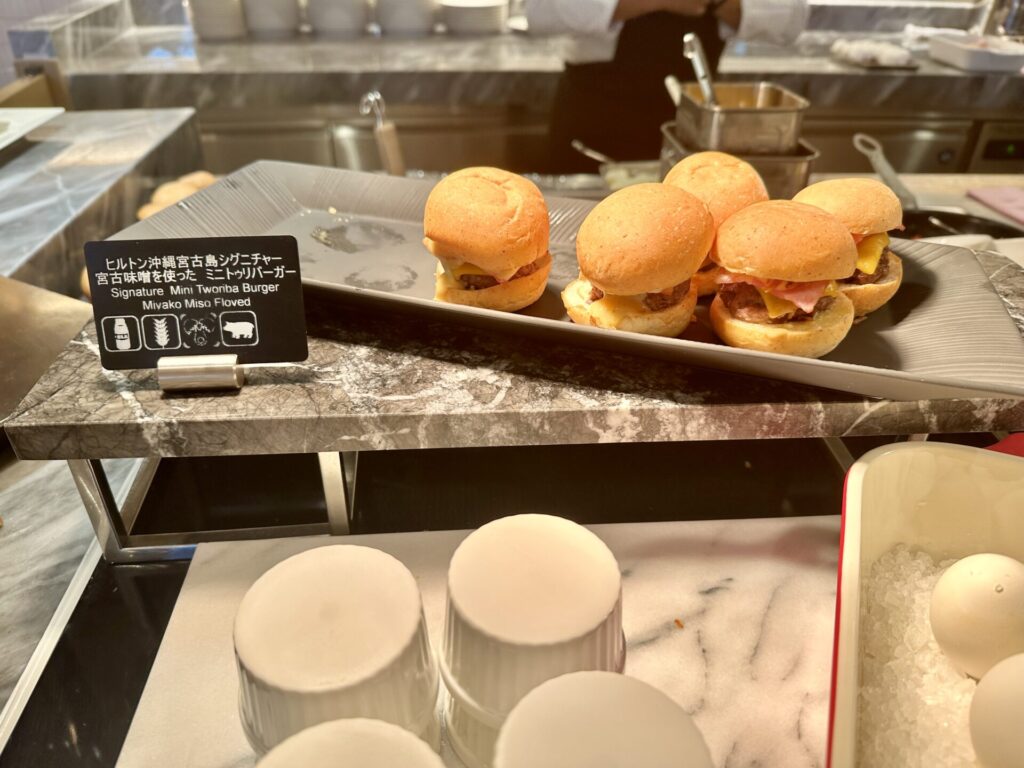 ヒルトン沖縄宮古島リゾート 朝食 ミニトゥリバーガー