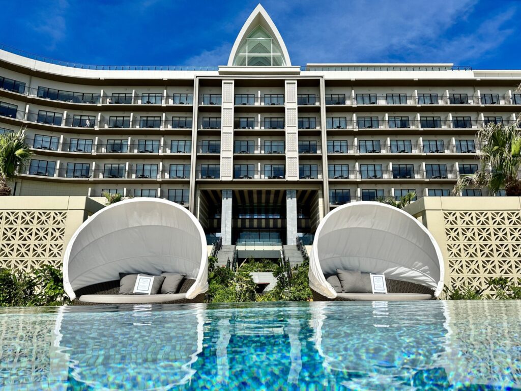 ヒルトン沖縄宮古島リゾート プールサイド カバナ