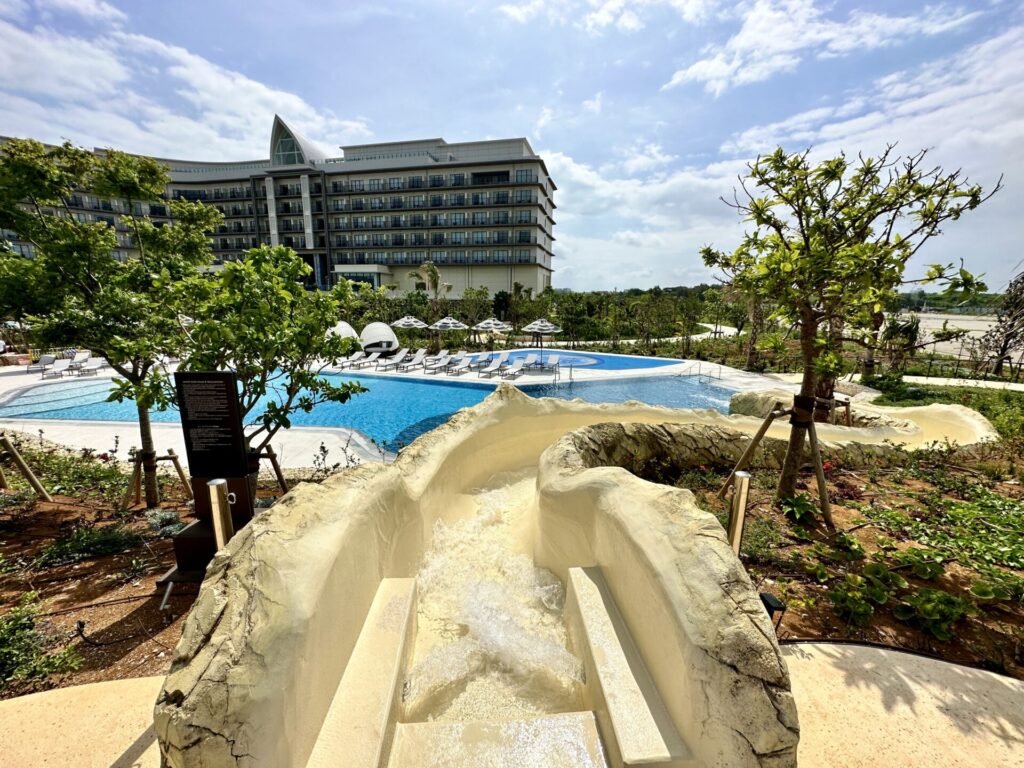 ヒルトン沖縄宮古島リゾート キッズプール スライダー