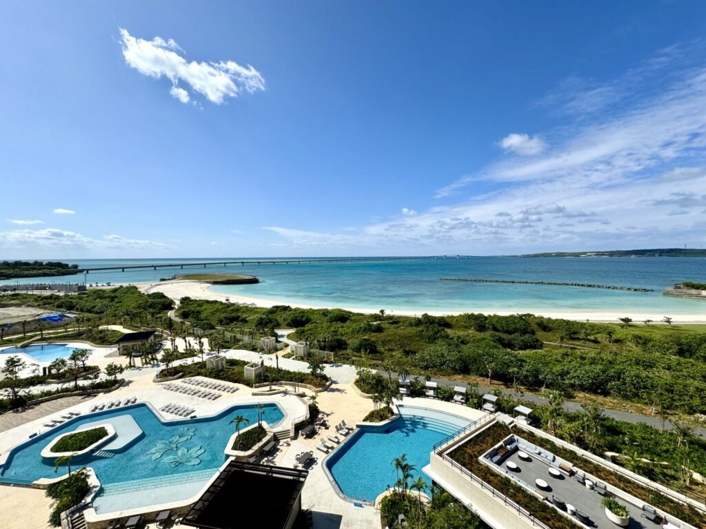 ヒルトン宮古島 エグゼクティブツイン サンセットビュー 客室からの眺望