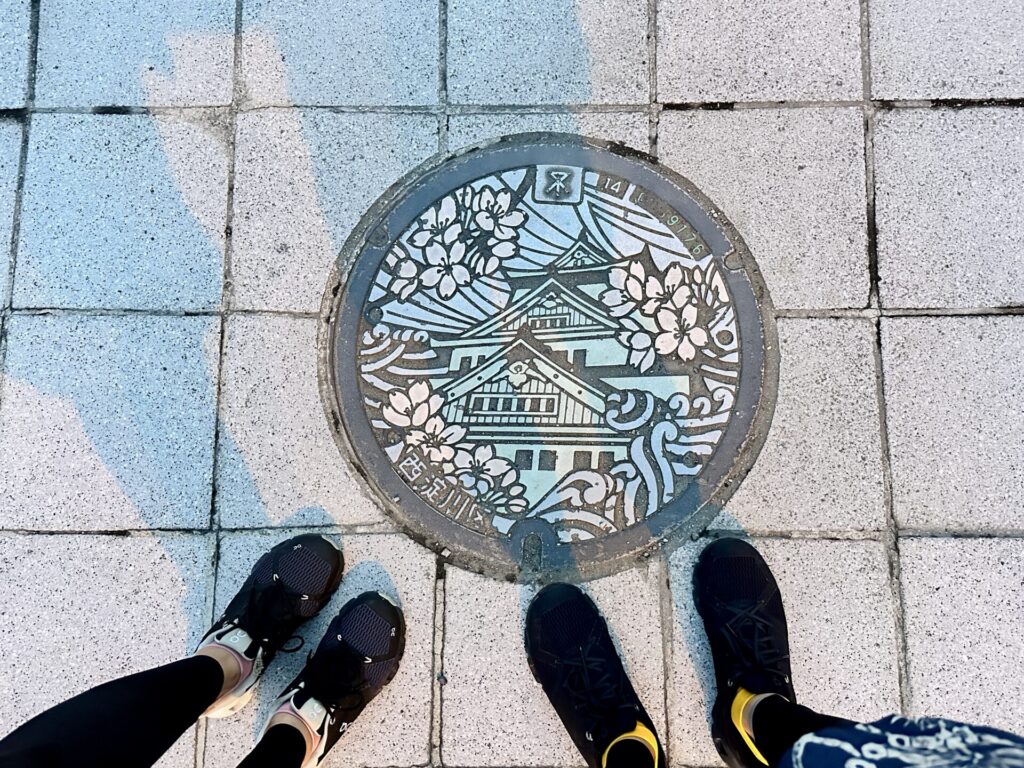 【関西エクストリームウォーク100】ブログ体験記 大阪城のマンホール発見