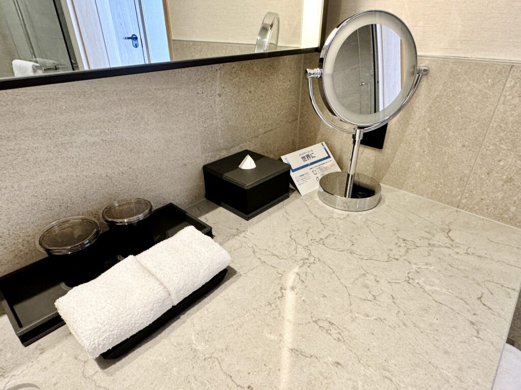 「ヒルトン沖縄宮古島リゾート」ブログ宿泊記 デラックスルーム客室 洗面台のアメニティ