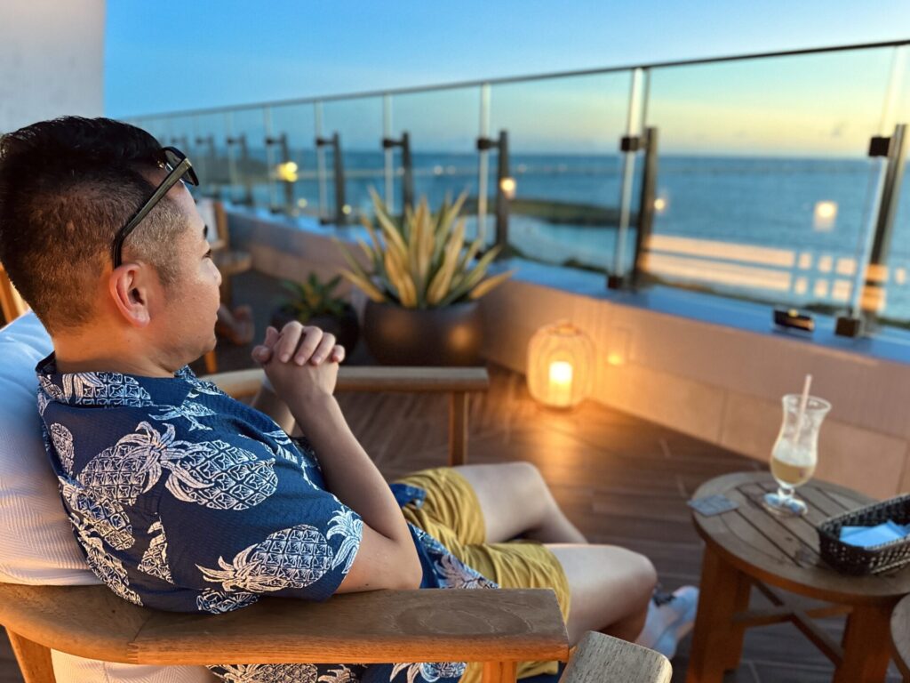 【ブログ旅行記】はじめての宮古島旅行 3泊4日ゆったりモデルコース ヒルトン沖縄宮古島リゾート ルーフトップバー ユナイにて