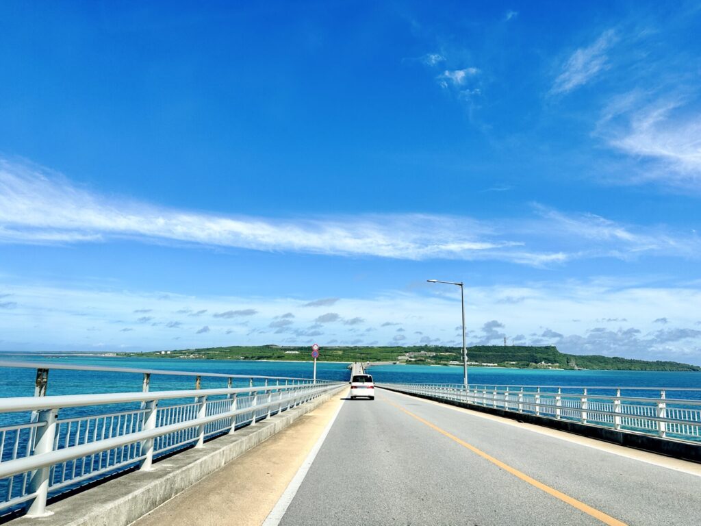 【ブログ旅行記】はじめての宮古島旅行 3泊4日ゆったりモデルコース 伊良部大橋から見る宮子ブルー