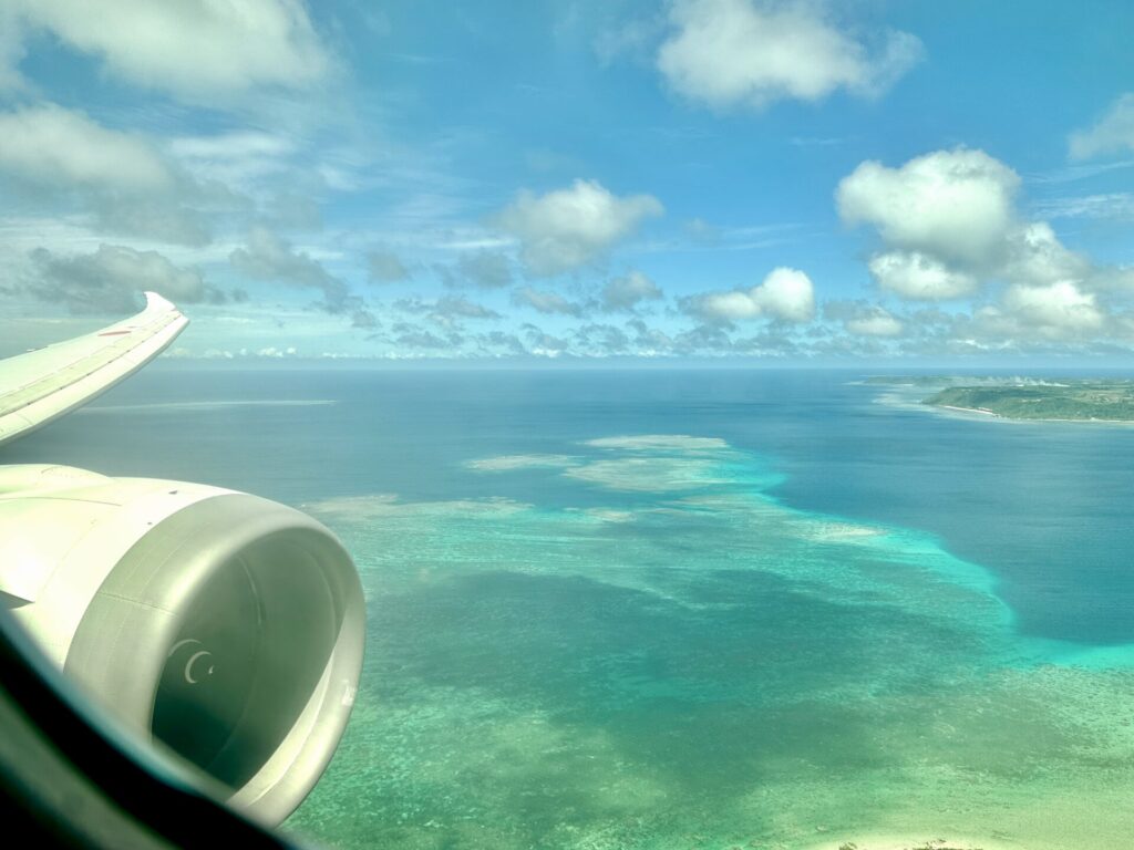 【ブログ旅行記】はじめての宮古島旅行 3泊4日ゆったりモデルコース フライト中に見えた宮子ブルー