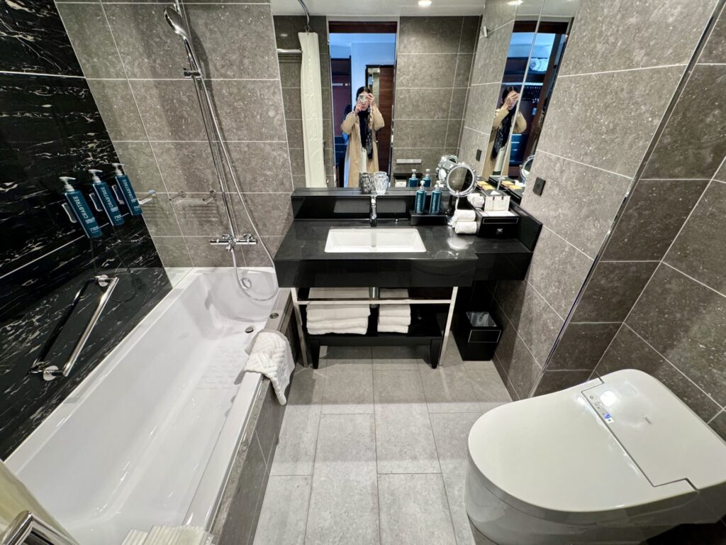 ヒルトン横浜 エグゼクティブルーム 3ピースバスルーム ユニットバス