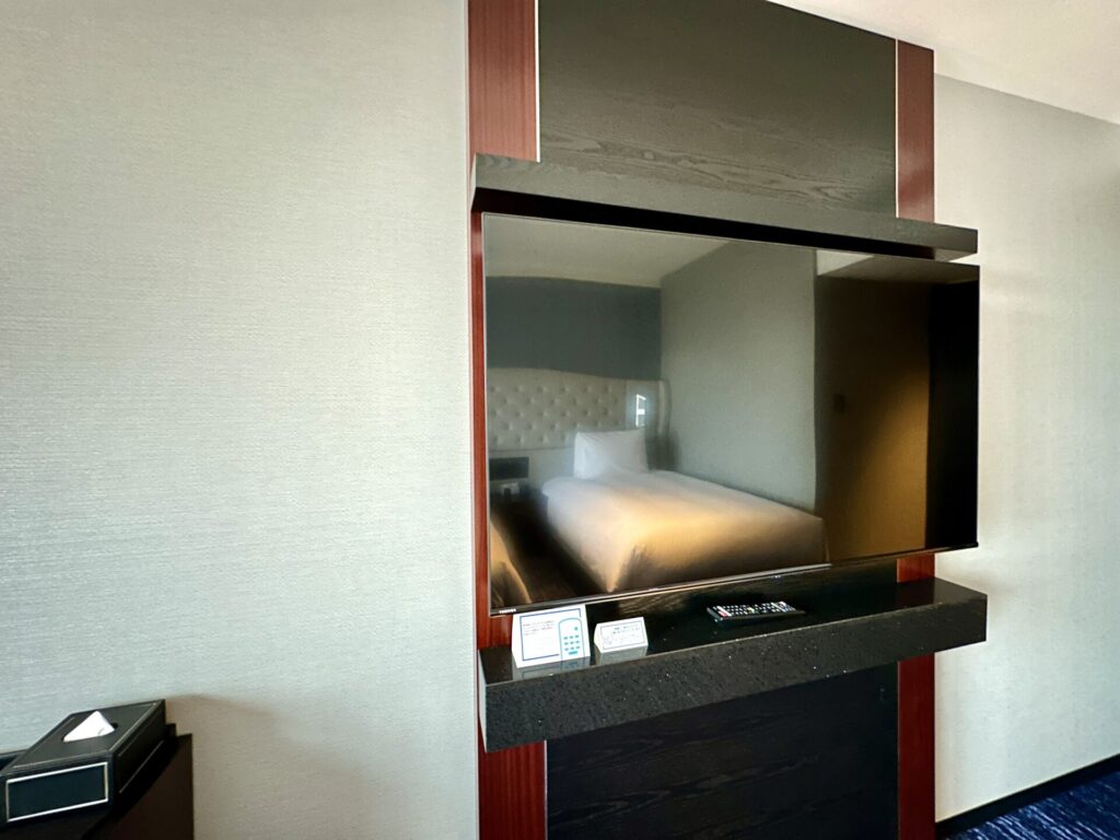 ヒルトン横浜 テレビ