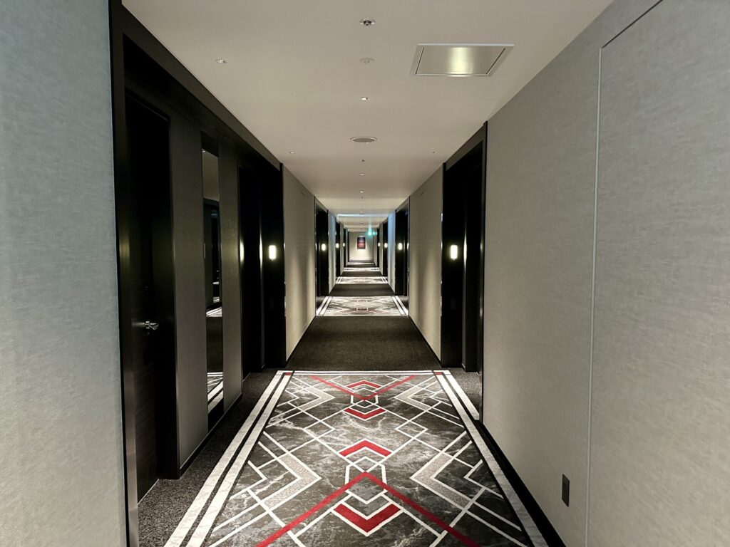 ヒルトン横浜 客室階の廊下