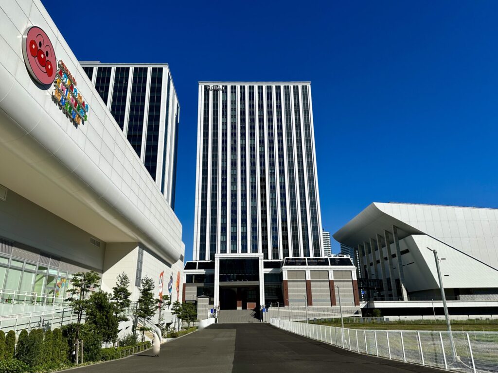 ヒルトン横浜 外観