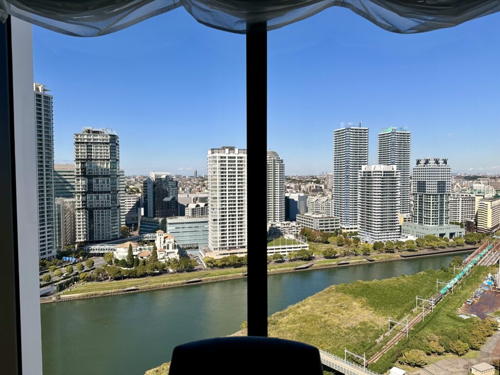 ヒルトン横浜 客室からの眺望 リバービュー