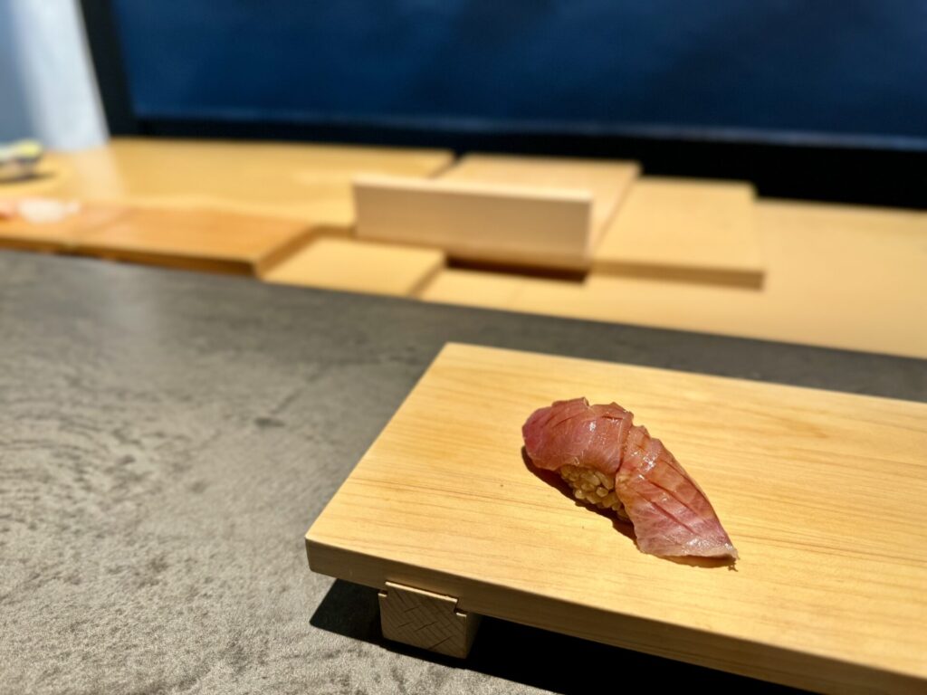 立ち喰い鮨人人 8貫コース 寒鰤