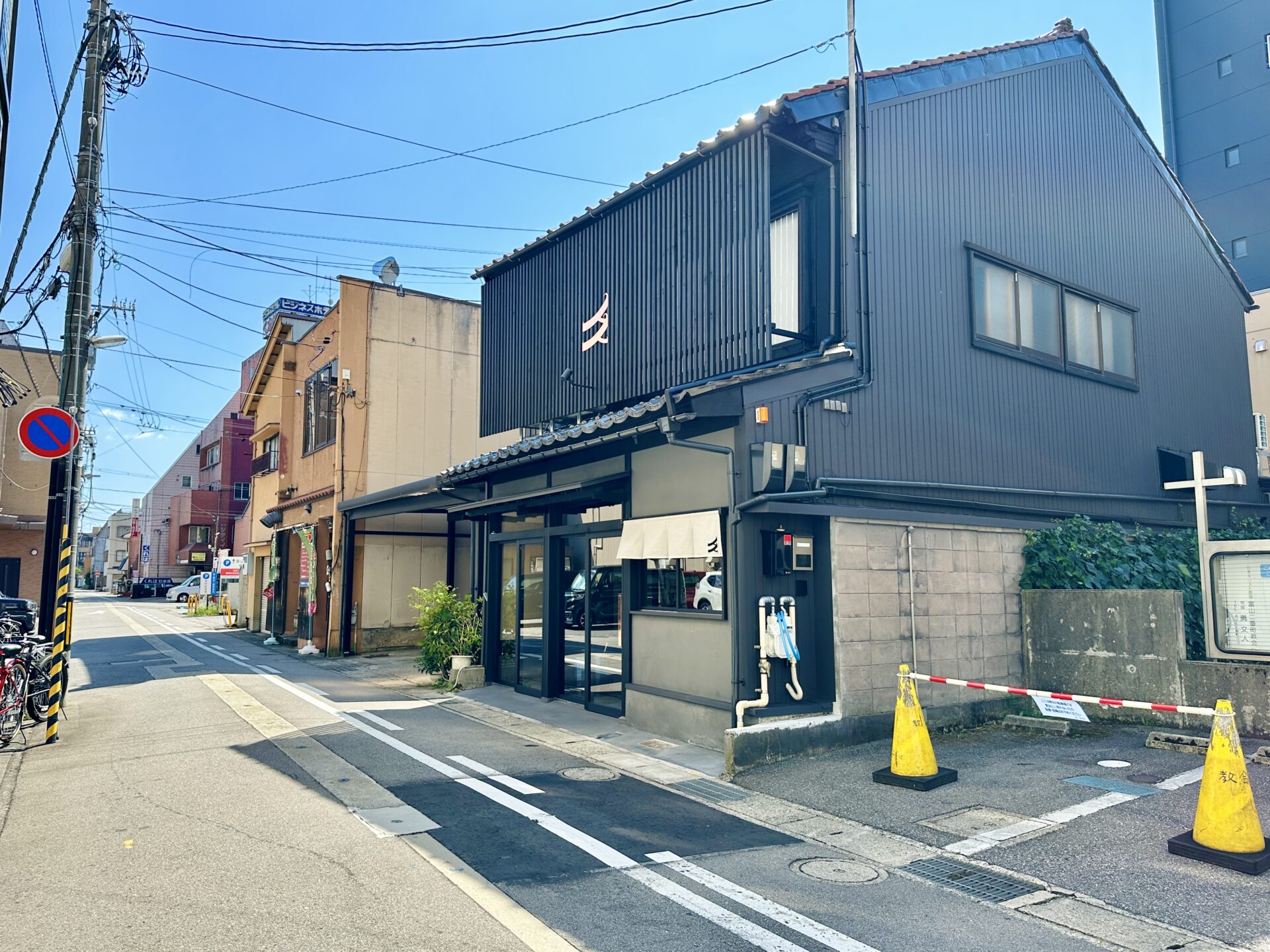 富山 寿司店「人人(じんじん)」ブログレビュー お店の外観