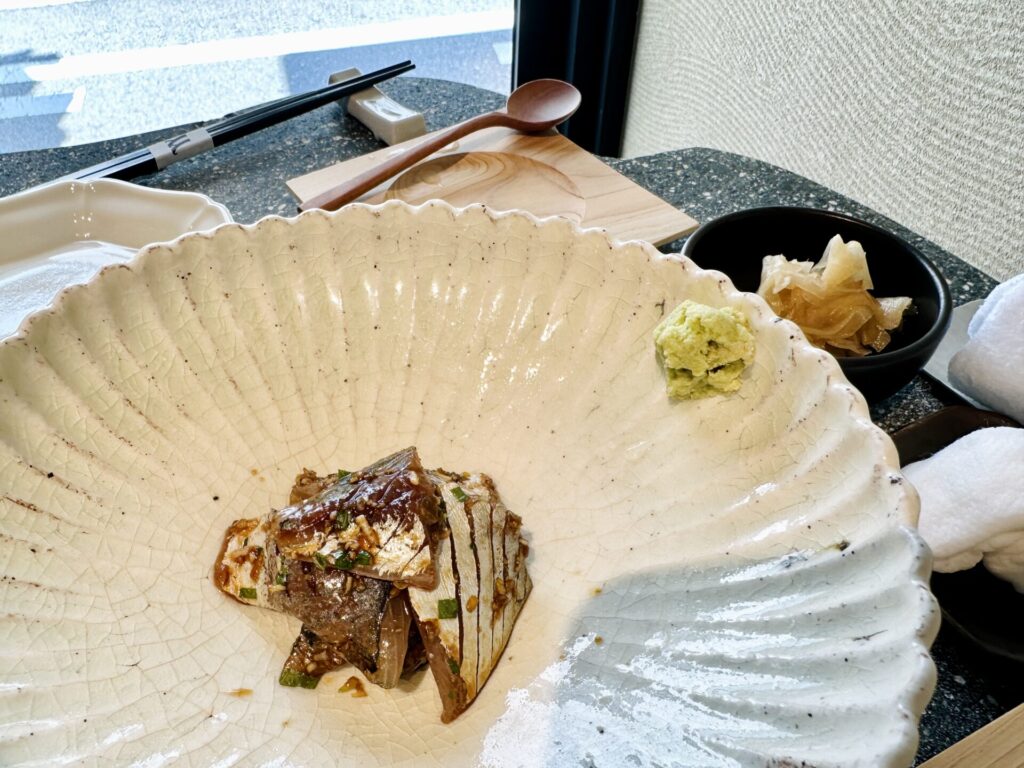 富山 寿司店「人人(じんじん)」鯵たたき