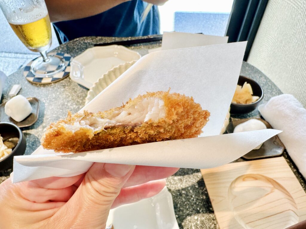 富山 寿司店「人人(じんじん)」鯵フライ