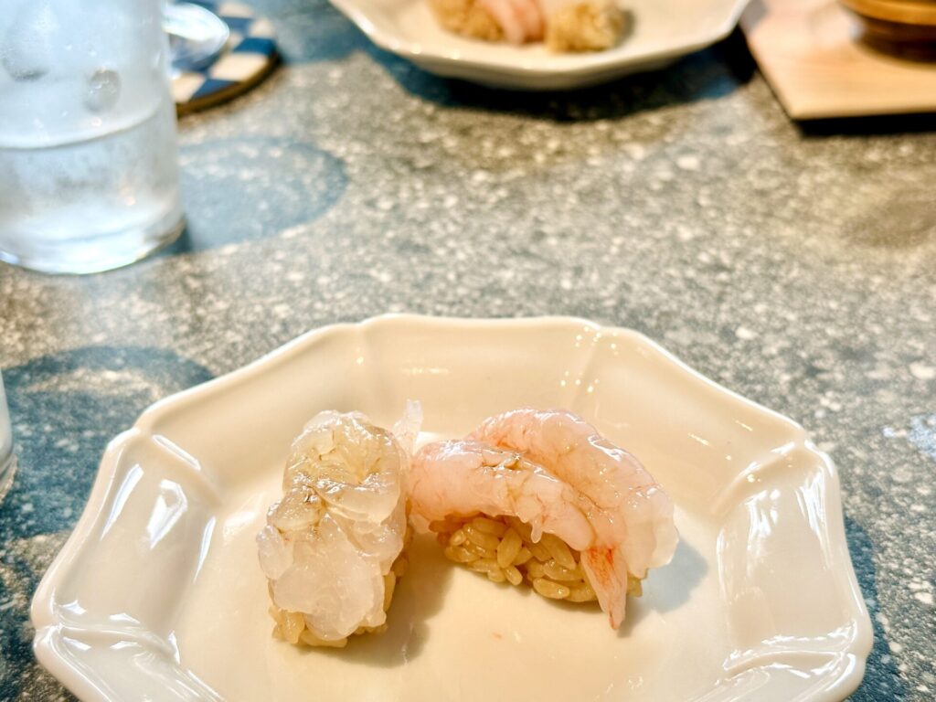 「立ち喰い鮨 人人」 8貫コース 白エビと甘エビ