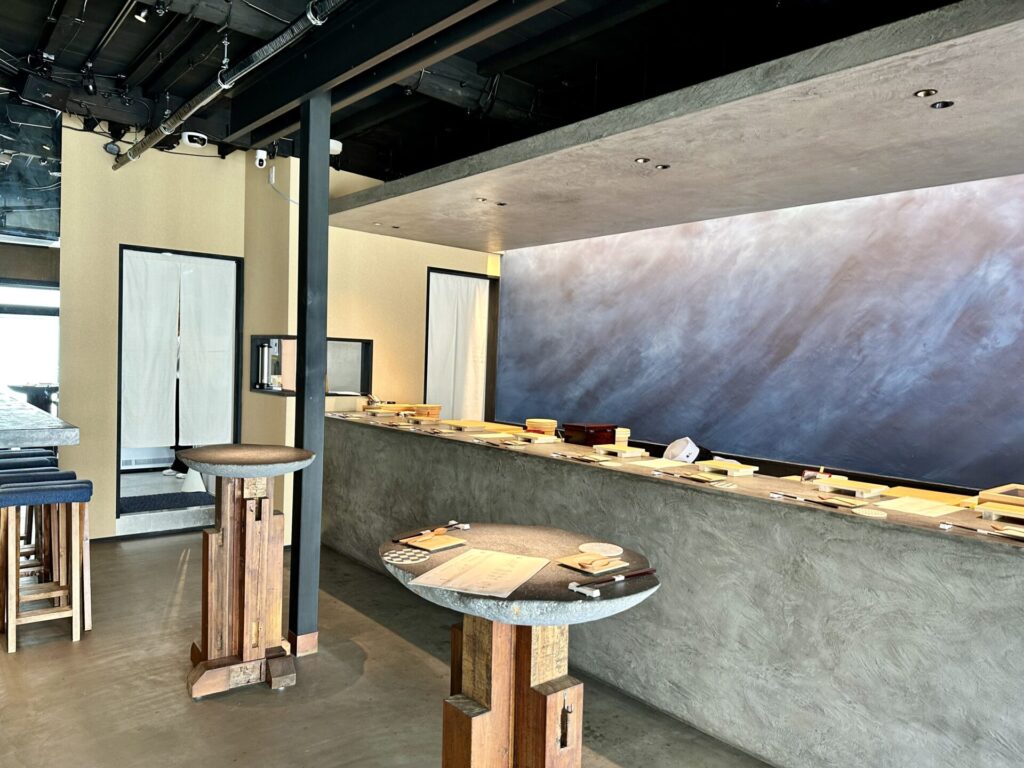 富山 立ち喰い鮨 人人 店内の様子