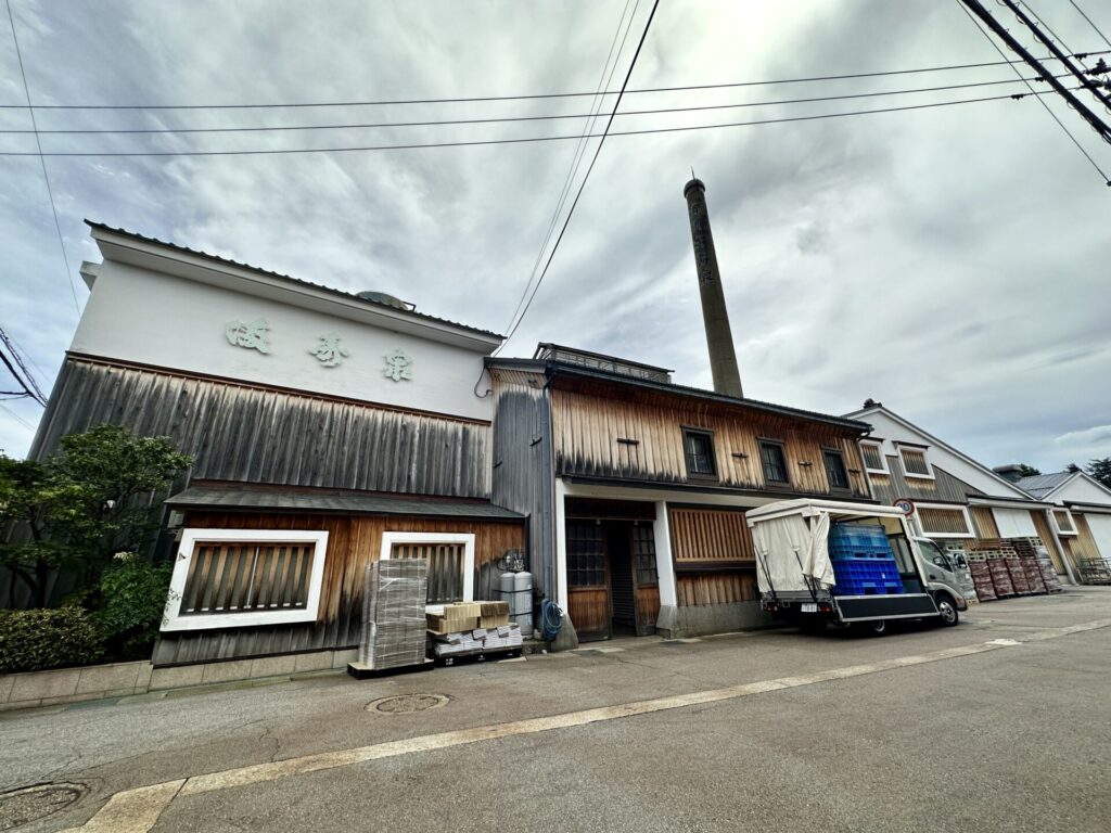 桝田酒造場(満寿泉)の外観