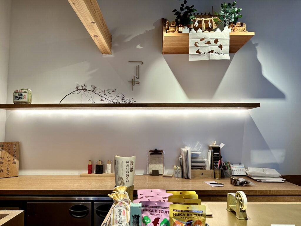 つりや 東岩瀬 店内