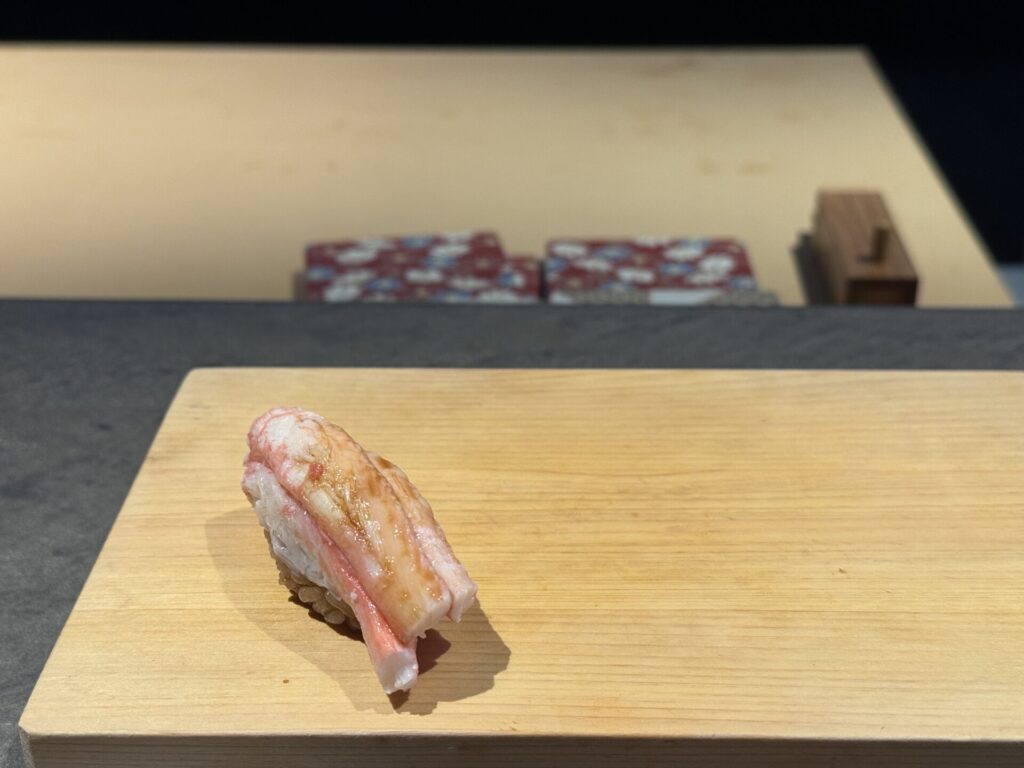 立ち喰い鮨人人 8貫コース ベニズワイガニ