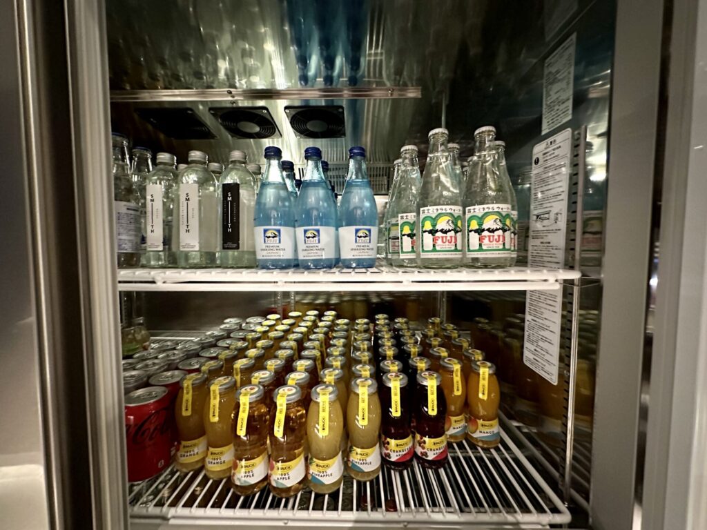 ヒルトン横浜 エグゼクティブラウンジ ソフトドリンク