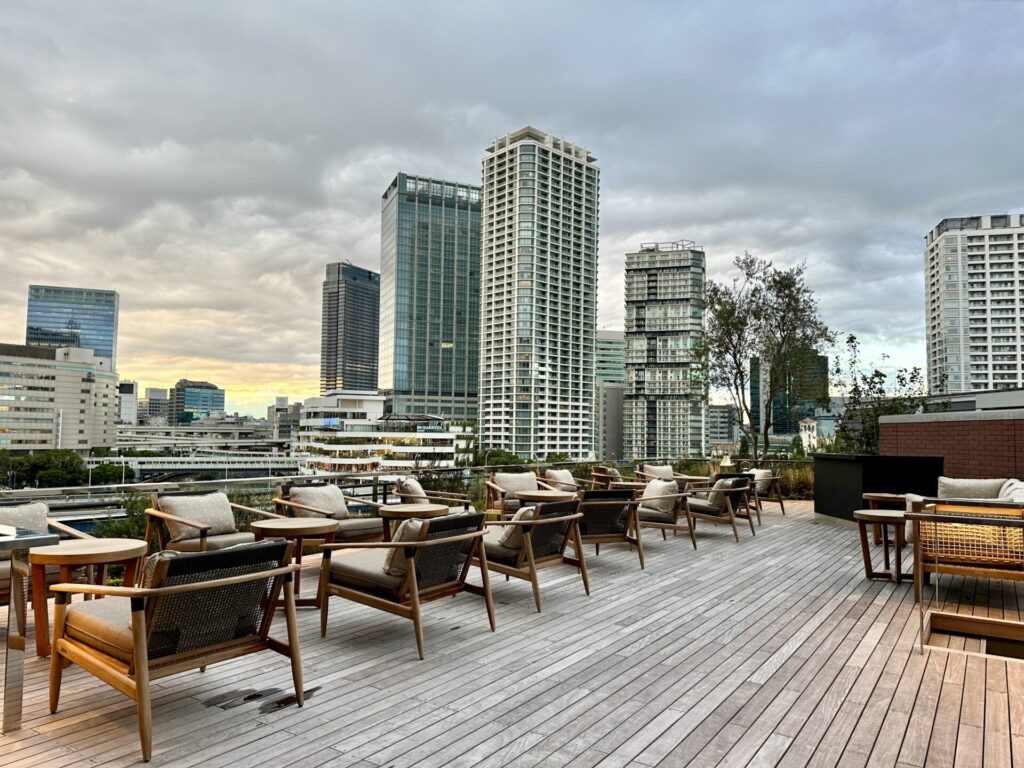 ヒルトン横浜 エグゼクティブラウンジ テラス席