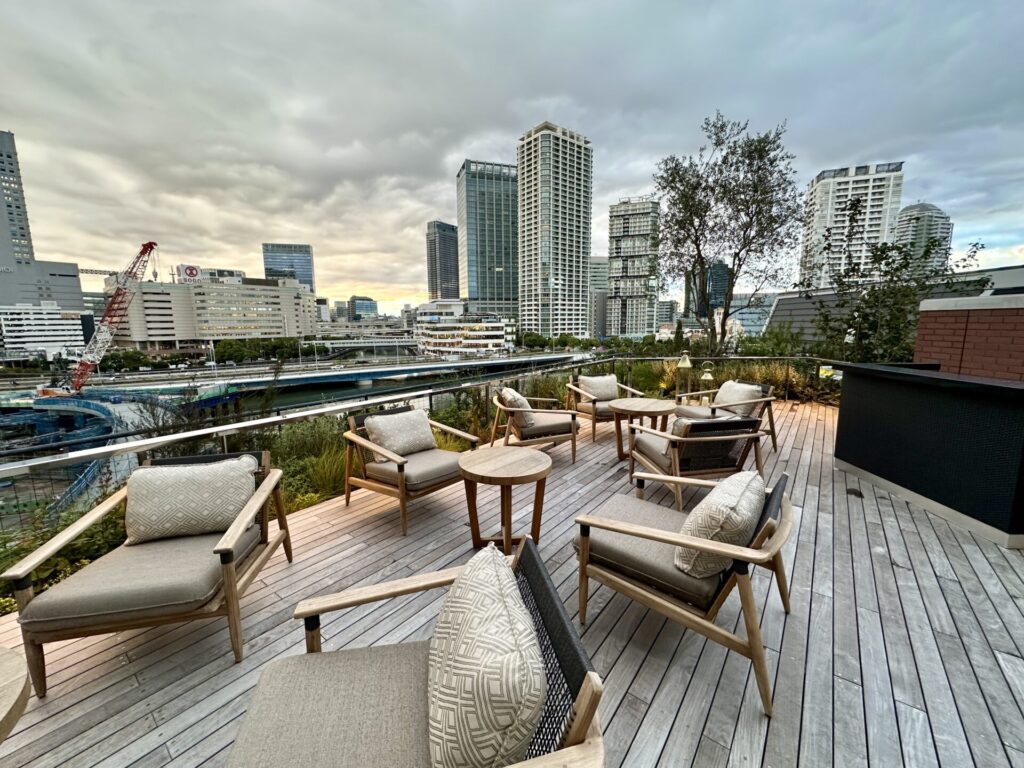 ヒルトン横浜 エグゼクティブラウンジ テラス席