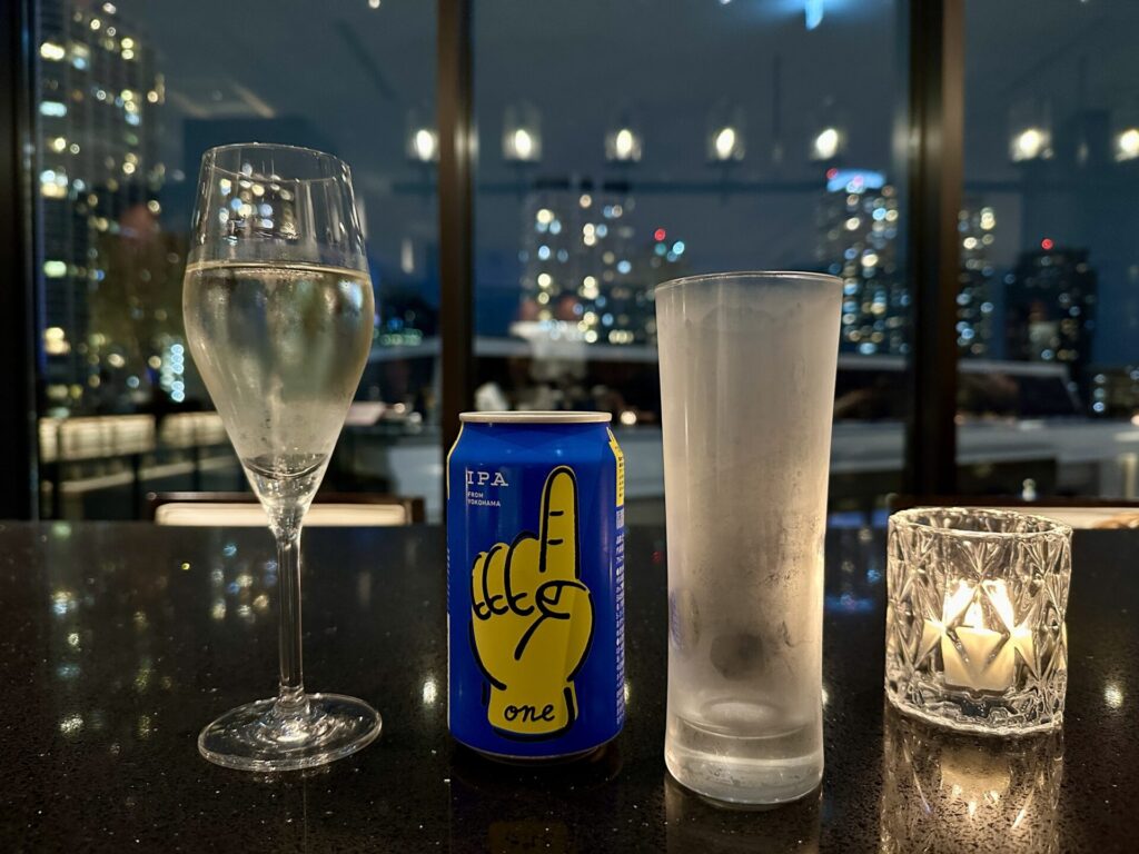 ヒルトン横浜 エグゼクティブラウンジ 横浜のIPAビール「ONE」
