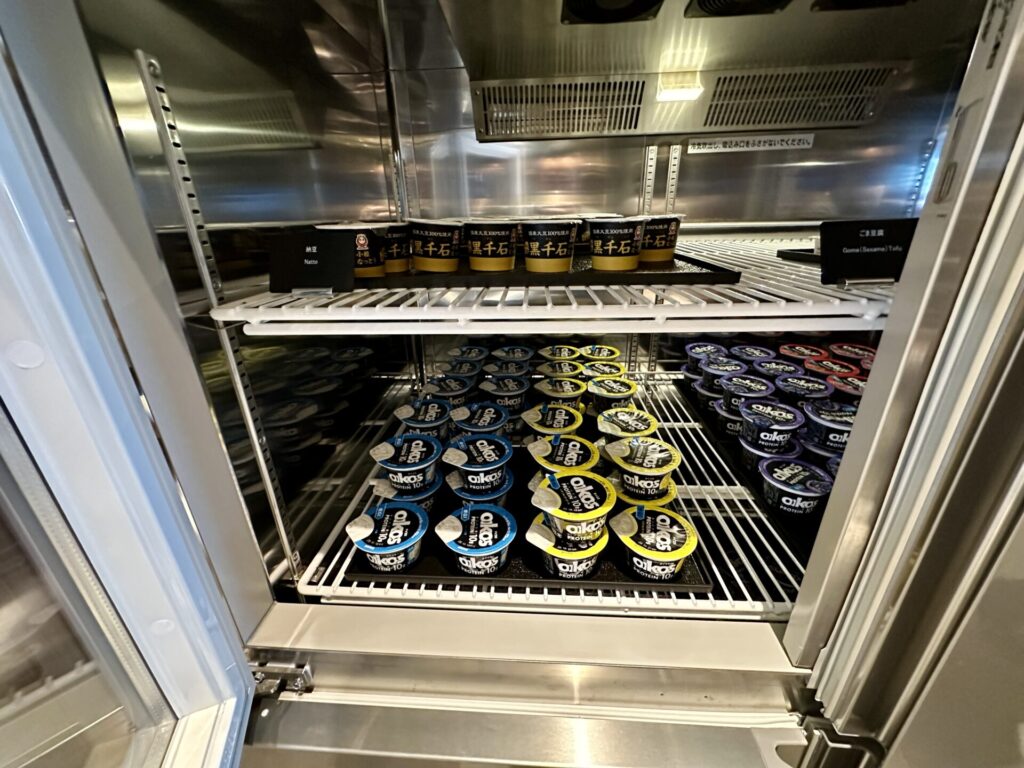 ヒルトン横浜 エグゼクティブラウンジ 朝食 オイコス