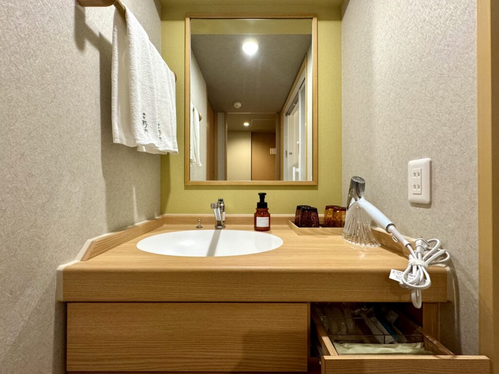 御宿野乃浅草別邸 洗面台 デラックストリプルルーム