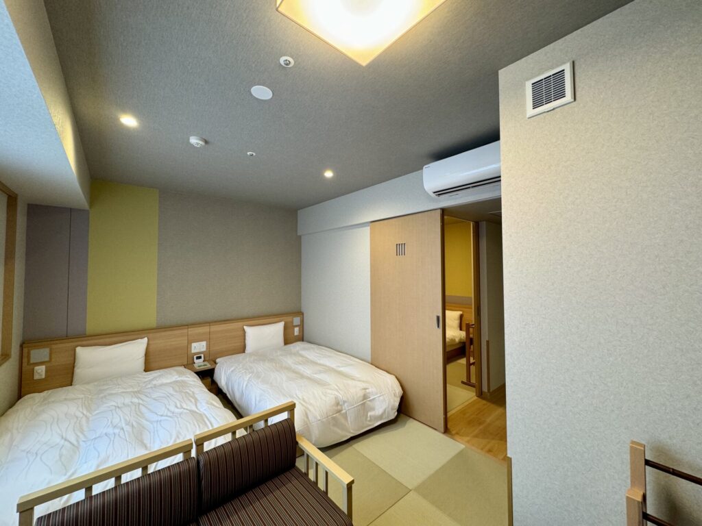 御宿野乃浅草別邸 寝室 デラックストリプルルーム