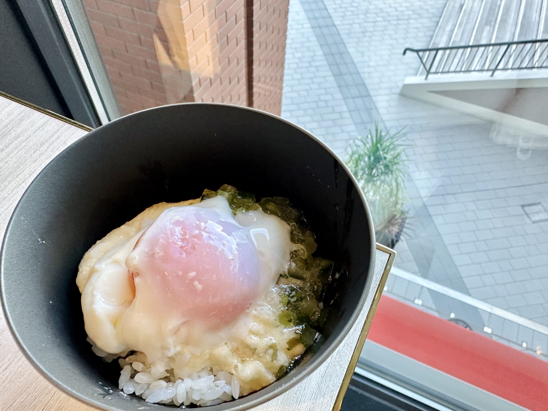 ヒルトン横浜 朝食ブログレビュー 山形ダシととろろ温玉ごはん