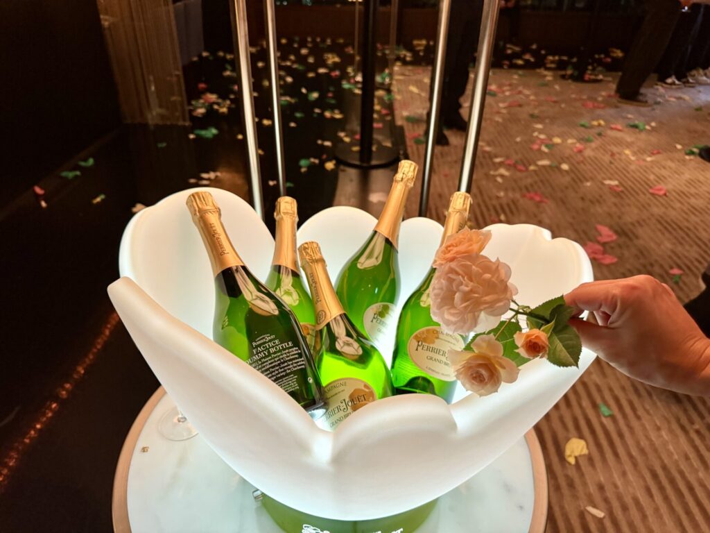 コンラッド東京 カウントダウンパーティー ペリエジュエ