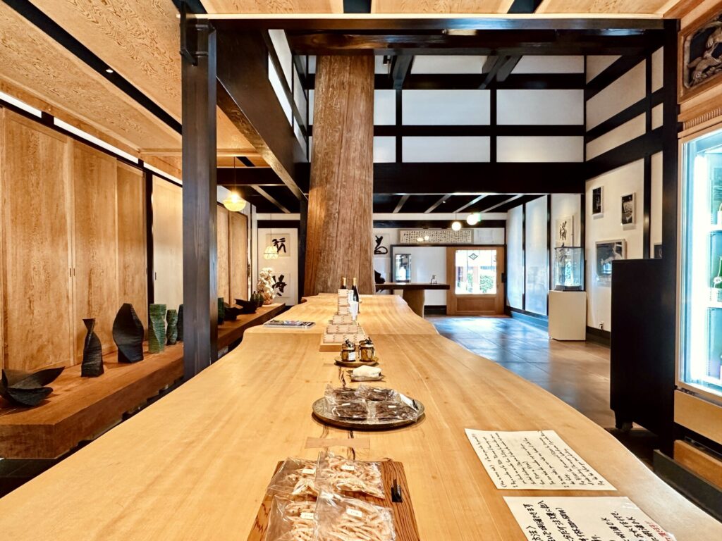 岩瀬地区 桝田酒造店 沙石(させき) 店内