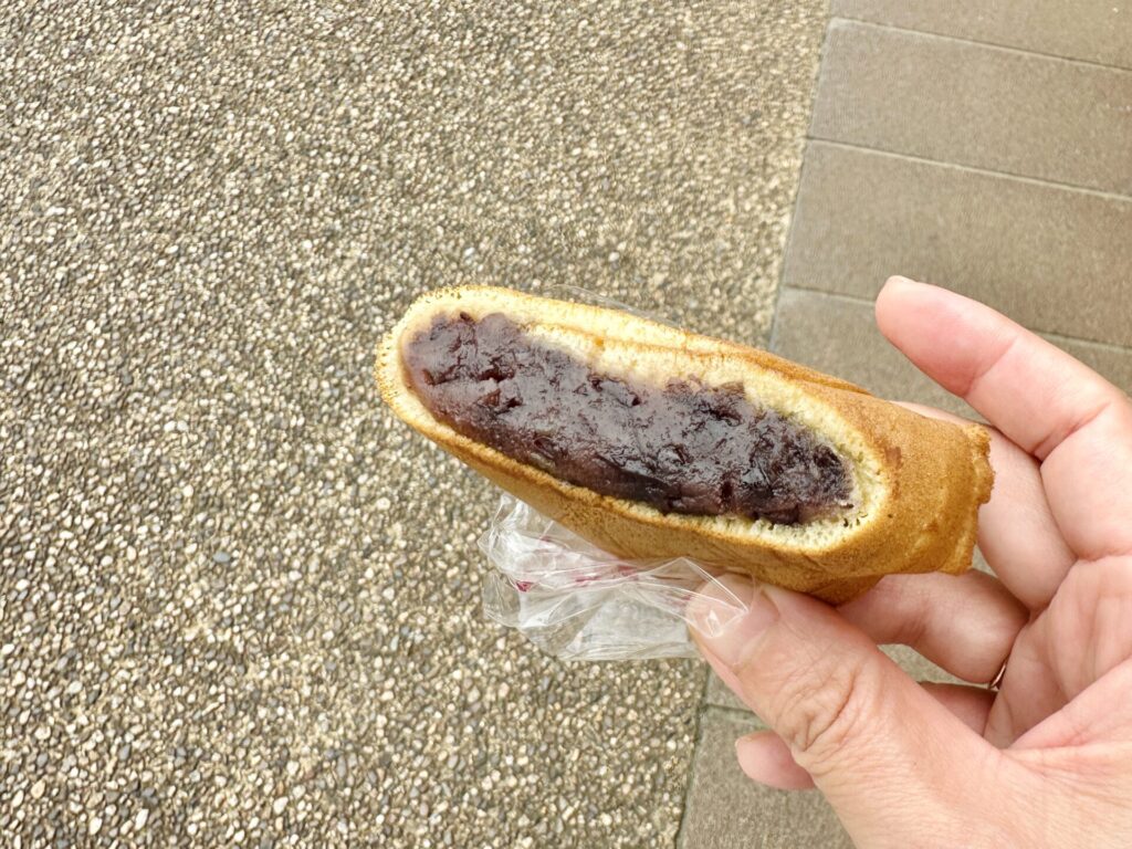 岩瀬地区 大塚屋 ご当地スイーツ 三角どら焼き