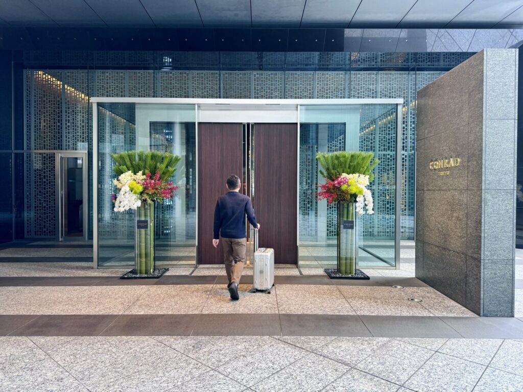 コンラッド東京 年末年始のエントランス