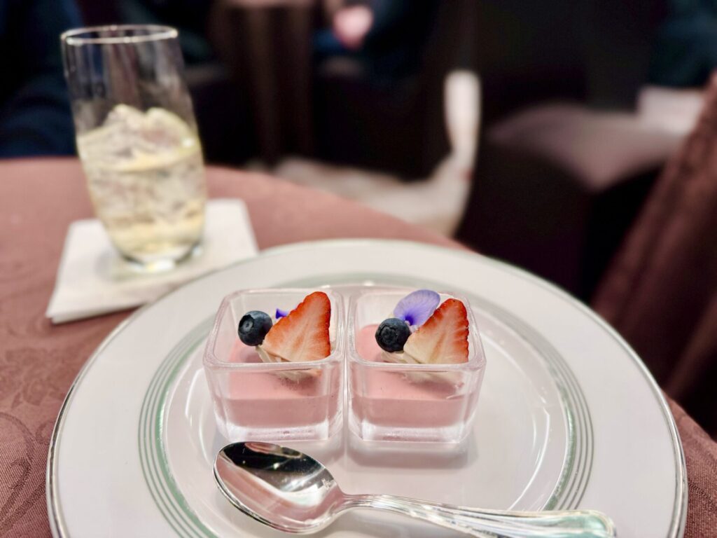 コンラッド東京 エグゼクティブラウンジ 大晦日に食べたもの