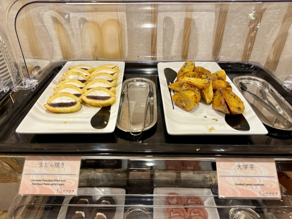 御宿 野乃浅草 別邸 朝食 どら焼きと大学芋