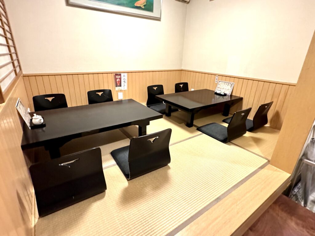 富山 寿司正 座敷