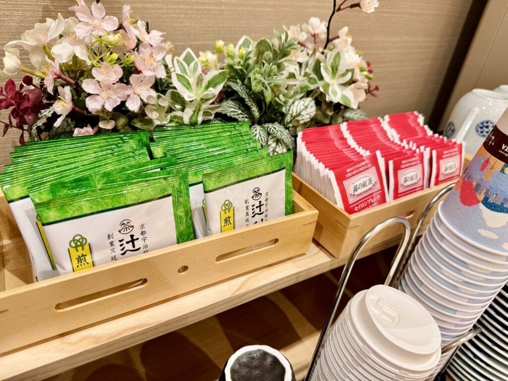 御宿 野乃浅草 別邸 朝食 ドリンクコーナー