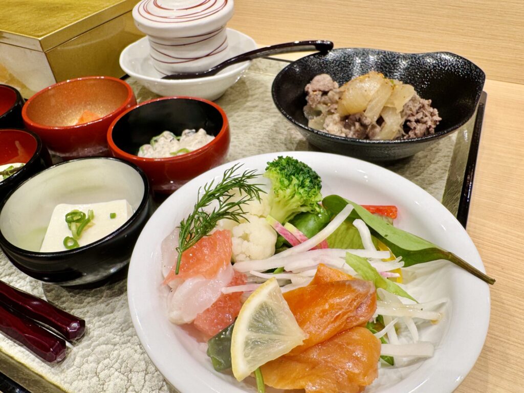 御宿 野乃浅草 別邸 サラダ