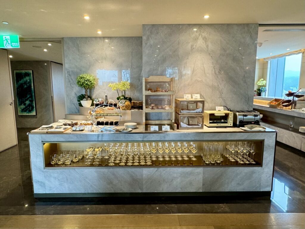 ヒルトン台北新板 エグゼクティブラウンジ ティータイムの軽食