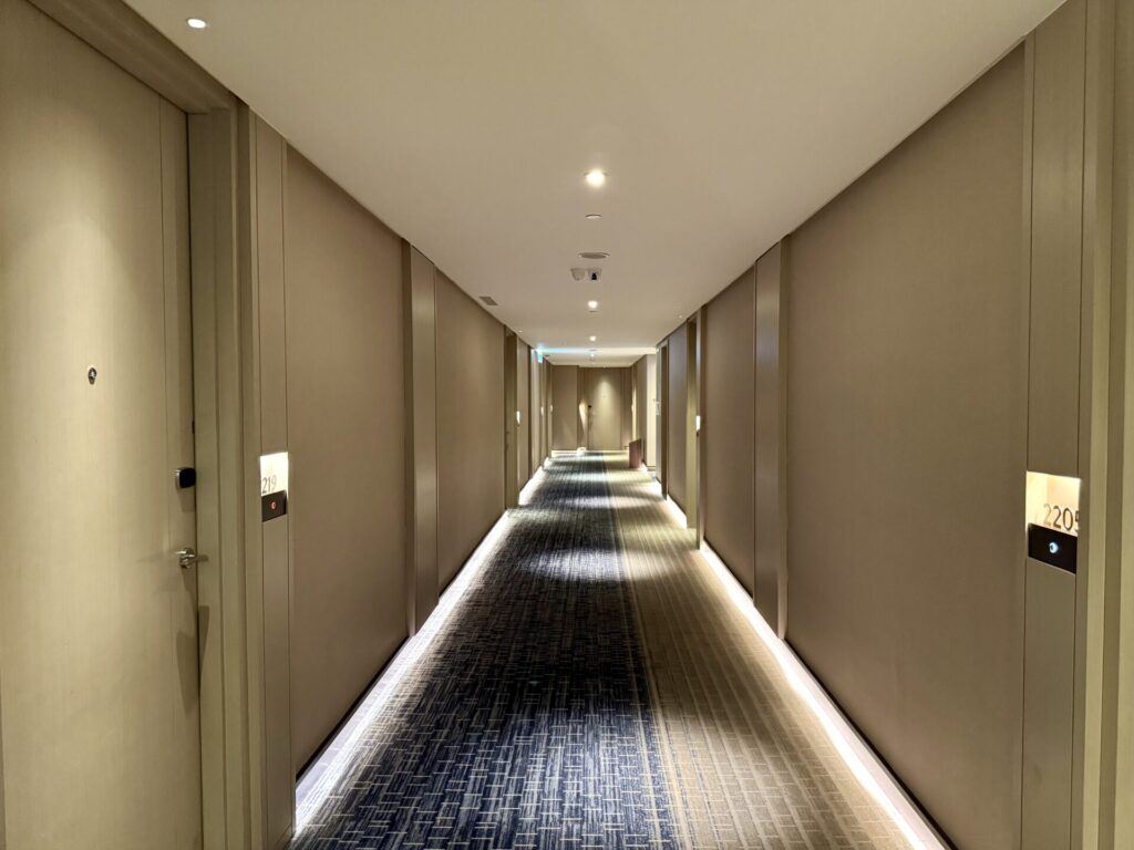 ヒルトン台北新板 廊下