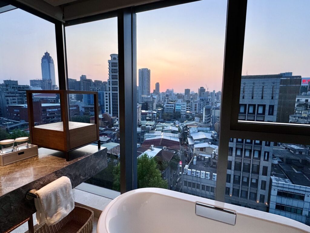 ダブルツリーbyヒルトン台北中山 コーナースイートの眺望