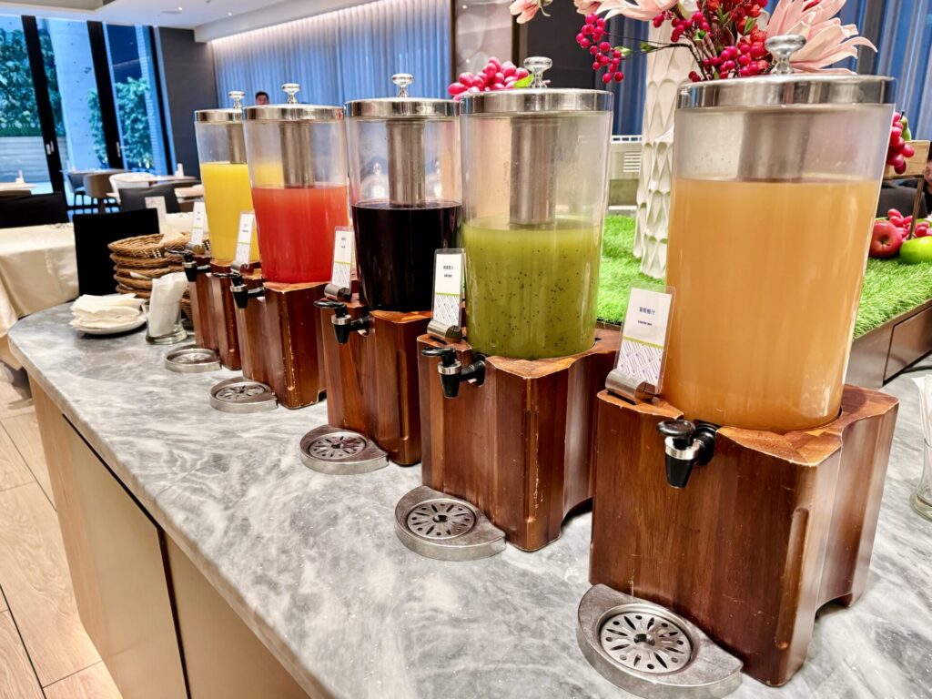 ダブルツリーbyヒルトン台北中山 朝食 ビュッフェ台