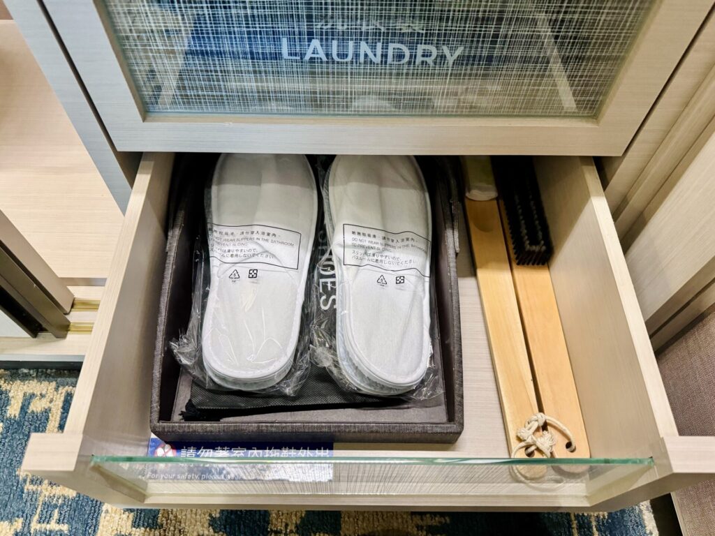 ヒルトン台北新板 デラックススイート クローゼット内