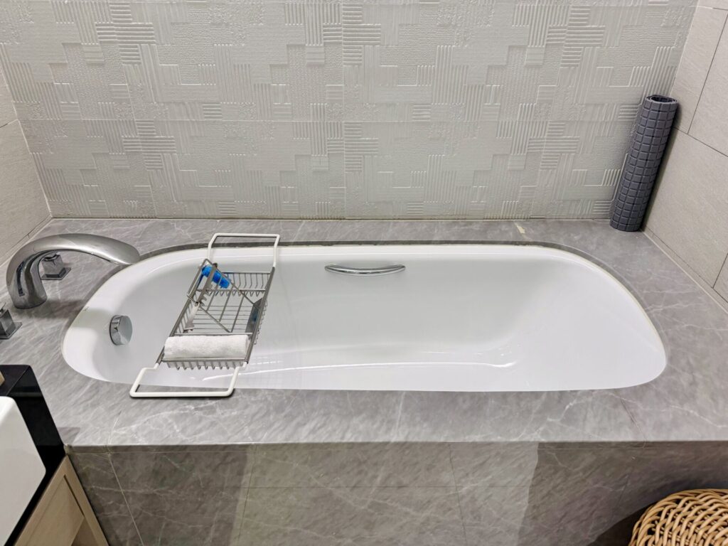 ヒルトン台北新板 デラックススイート 浴槽