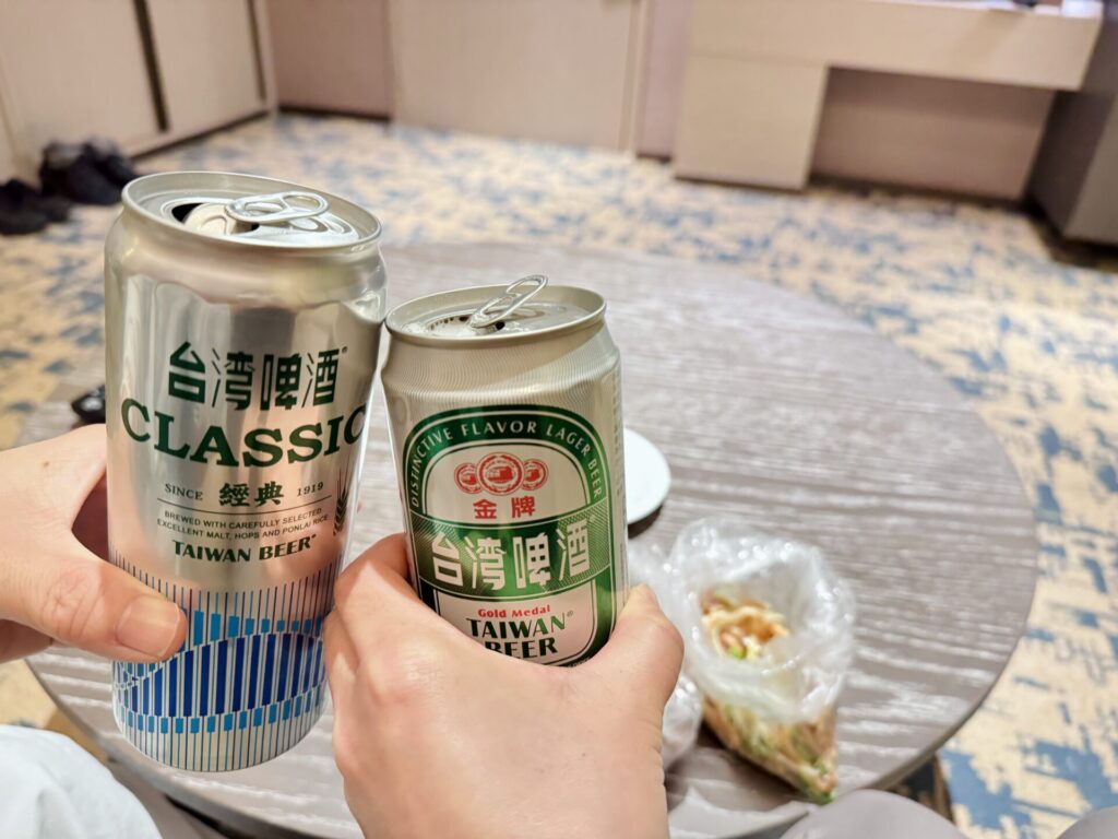 ヒルトン台北新板 デラックススイート 締めの部屋飲み