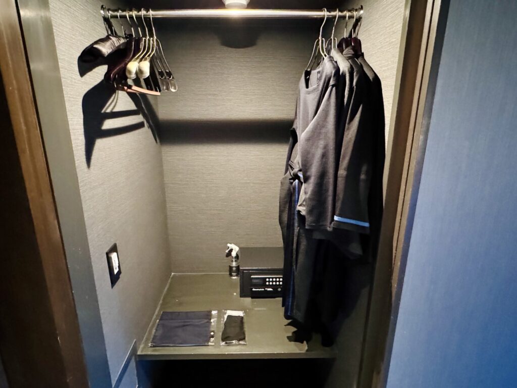 「bar hotel 箱根香山」クローゼット