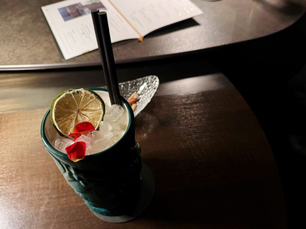 「bar hotel 箱根香山」バーのカクテル